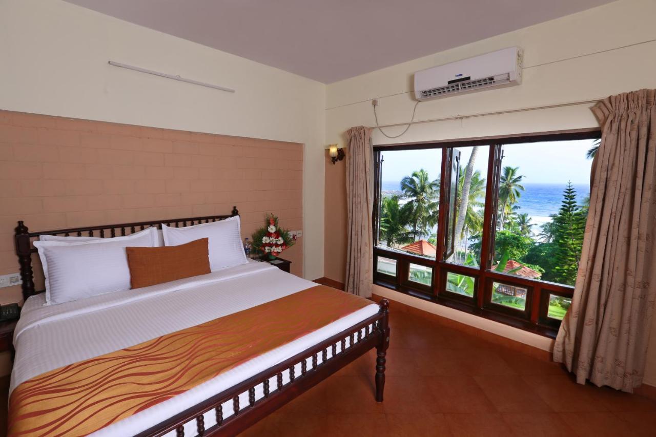 Getaway Beach Resort Kovalam Buitenkant foto