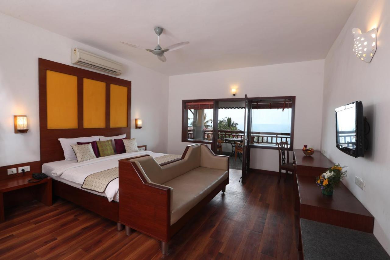 Getaway Beach Resort Kovalam Buitenkant foto