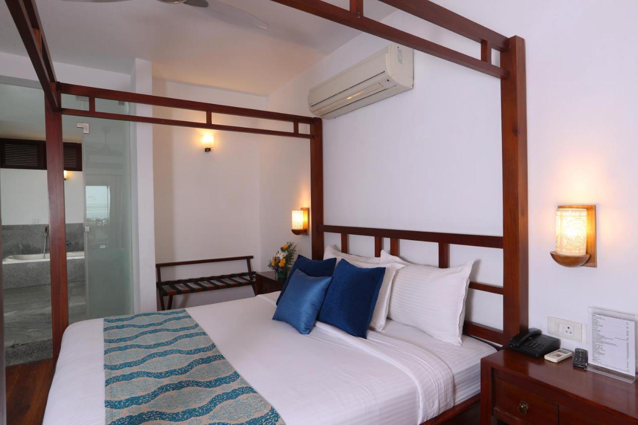 Getaway Beach Resort Kovalam Buitenkant foto