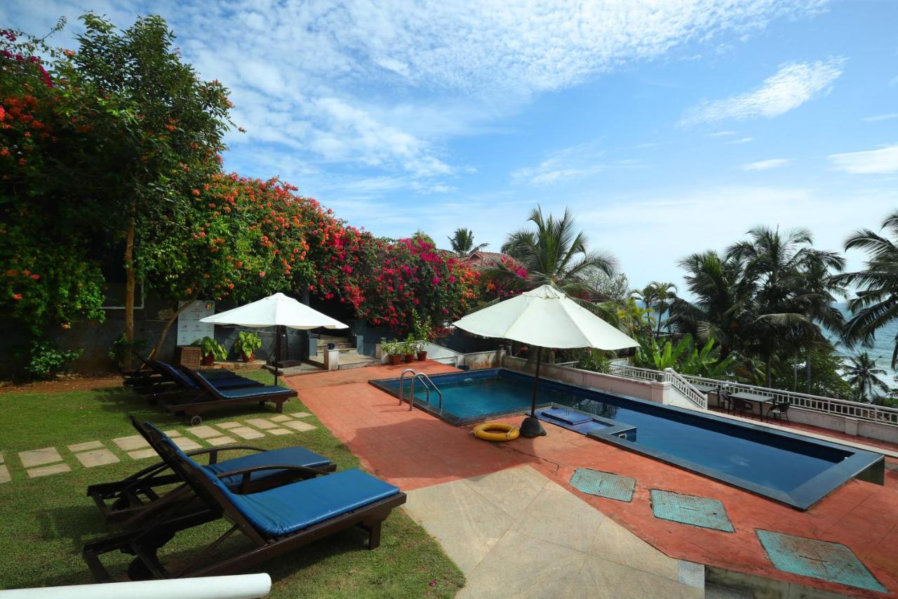 Getaway Beach Resort Kovalam Buitenkant foto