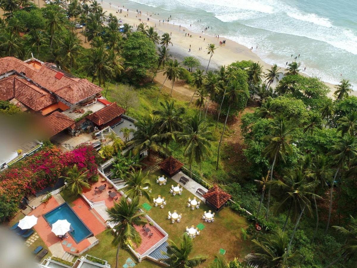 Getaway Beach Resort Kovalam Buitenkant foto