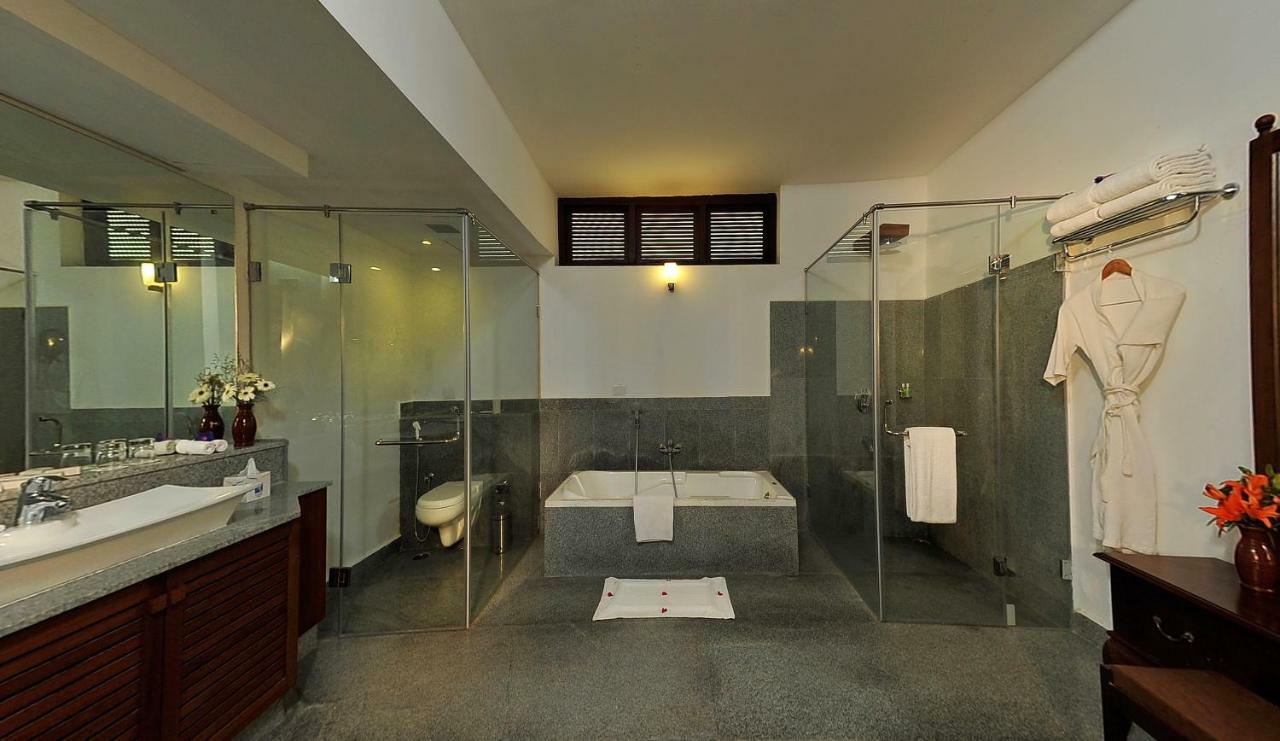 Getaway Beach Resort Kovalam Buitenkant foto