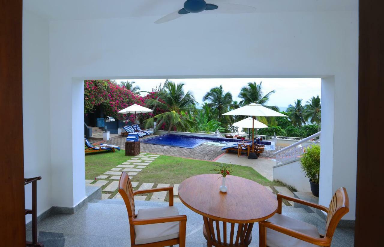Getaway Beach Resort Kovalam Buitenkant foto